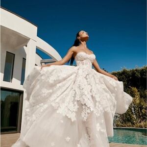 Galia Lahav Renee
